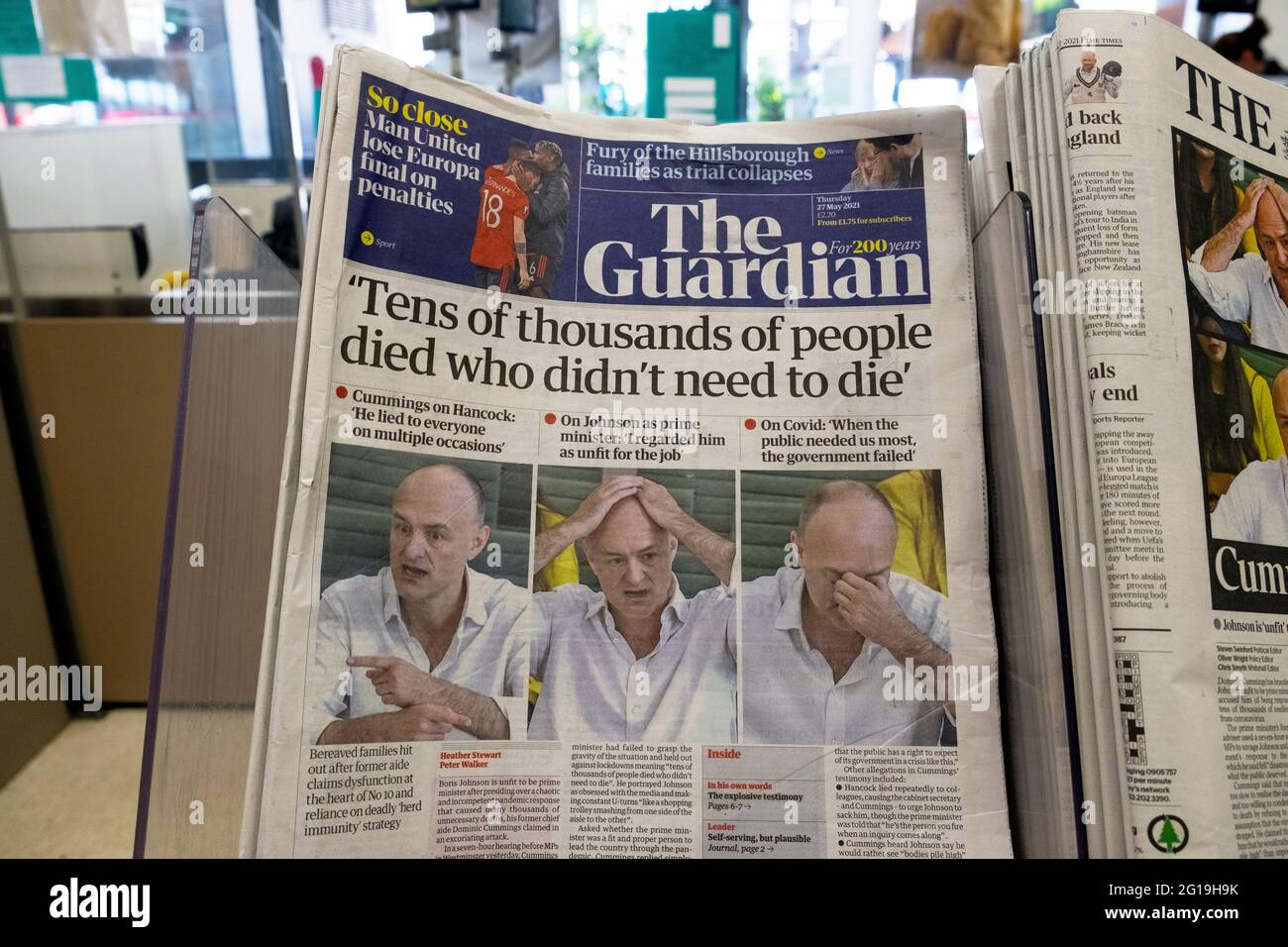 Dominic Cummings attack on government Guardian newspaper front page  'Tens of thousands of people died who didn't need to die' London UK 27 May 2021 Stock Photo