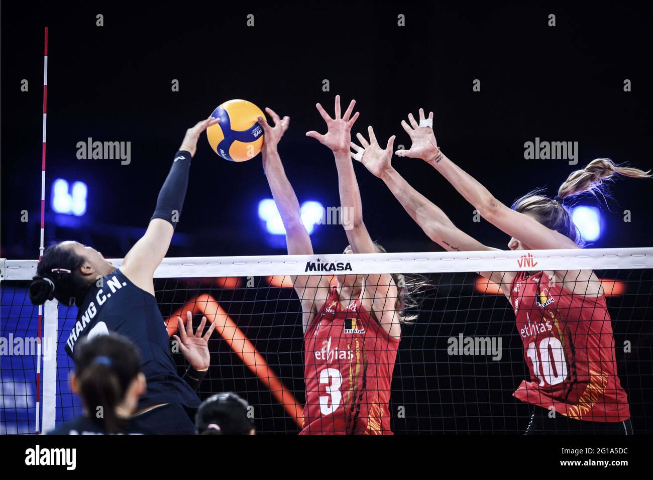 Fivb volleyball nations league hi-res stock photography and images - Page 7 