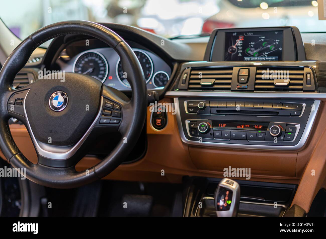 Istanbul, Turkiye - September 2020: BMW Car instrument panel. Dashboard  with speedometer, tachometer, odometer Stock Photo - Alamy