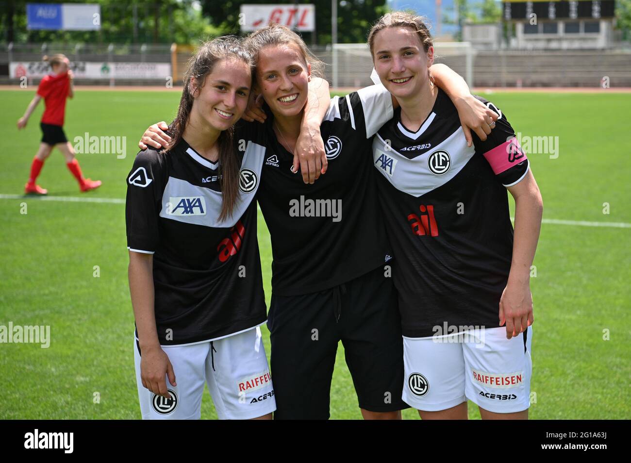 FC Luzern, FC Lugano players let the fans celebrate. In the picture