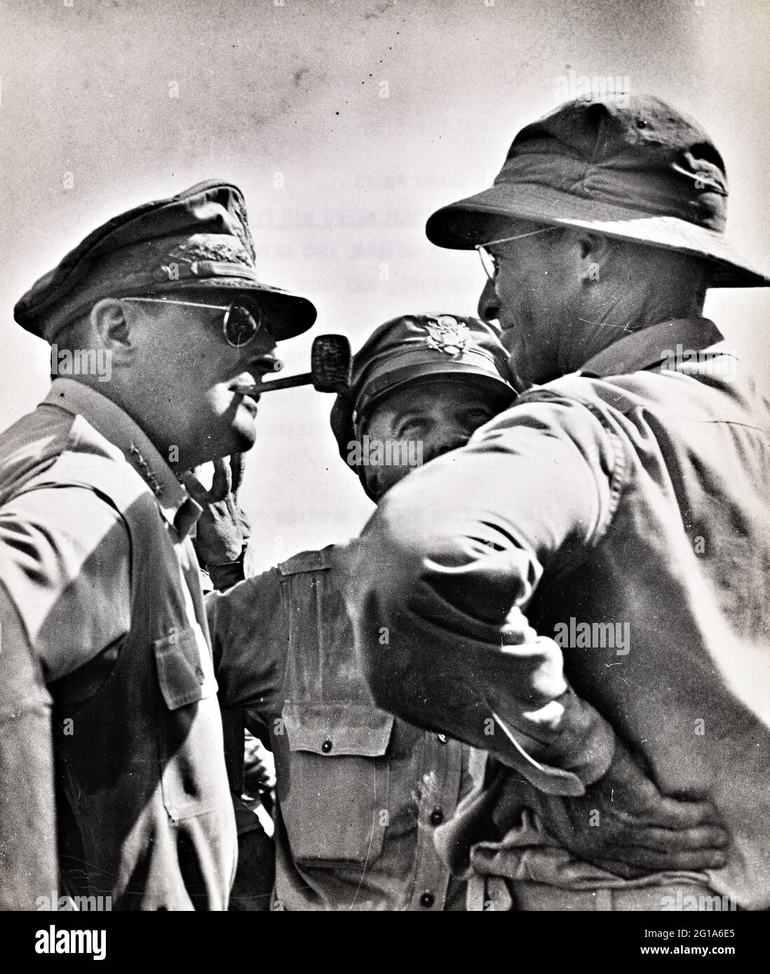 MacArthur keeps his pledge This remarkable study of General MacArthur
