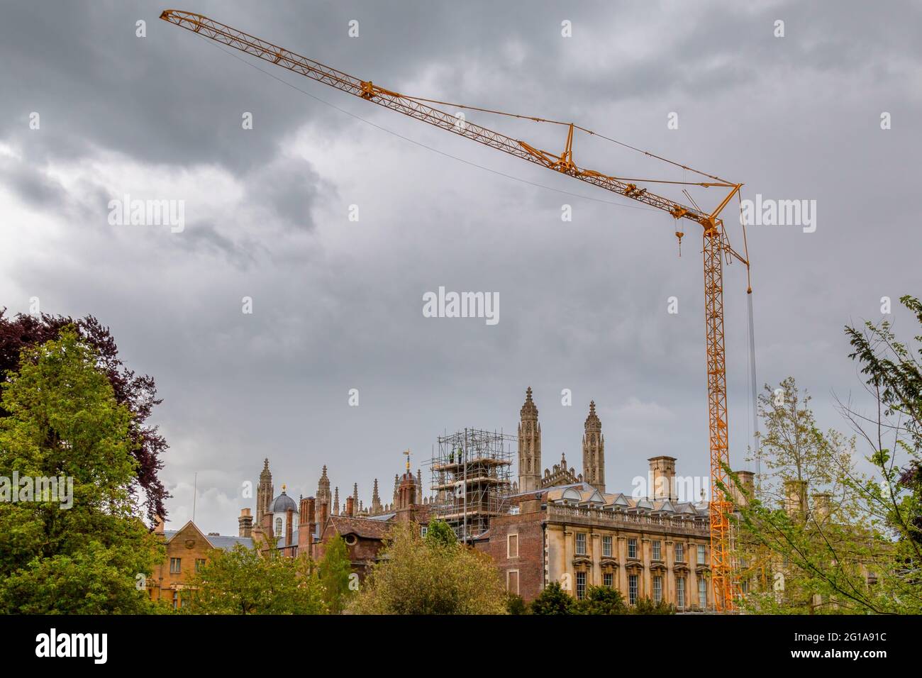 A  Potain IGOT85A Self Erecting Tower Crane, hired from Mantis Cranes, is used during construction work on the Old Court, Clare College, Cambridge, UK Stock Photo