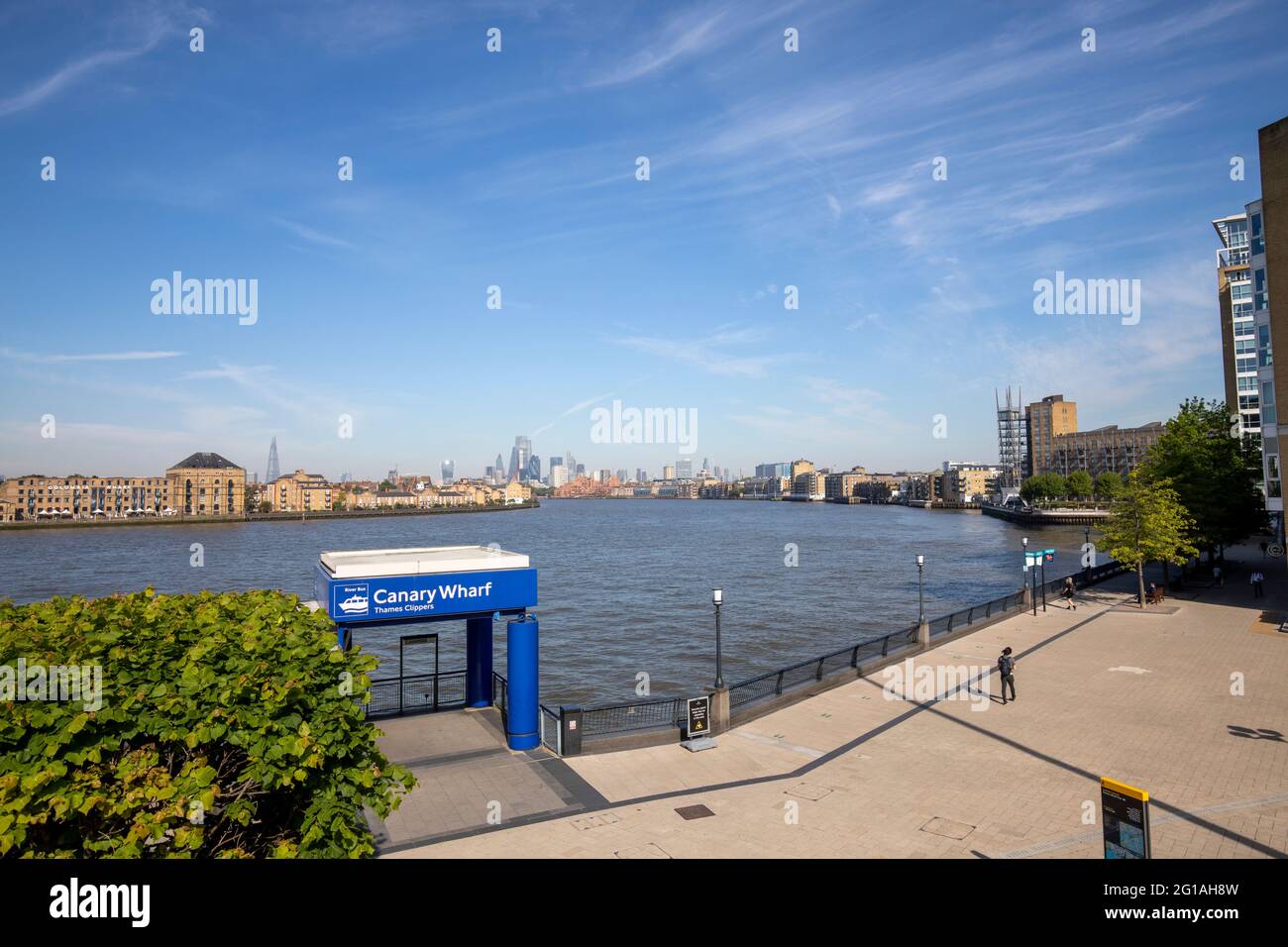 London gherkin canary wharf hi-res stock photography and images - Alamy