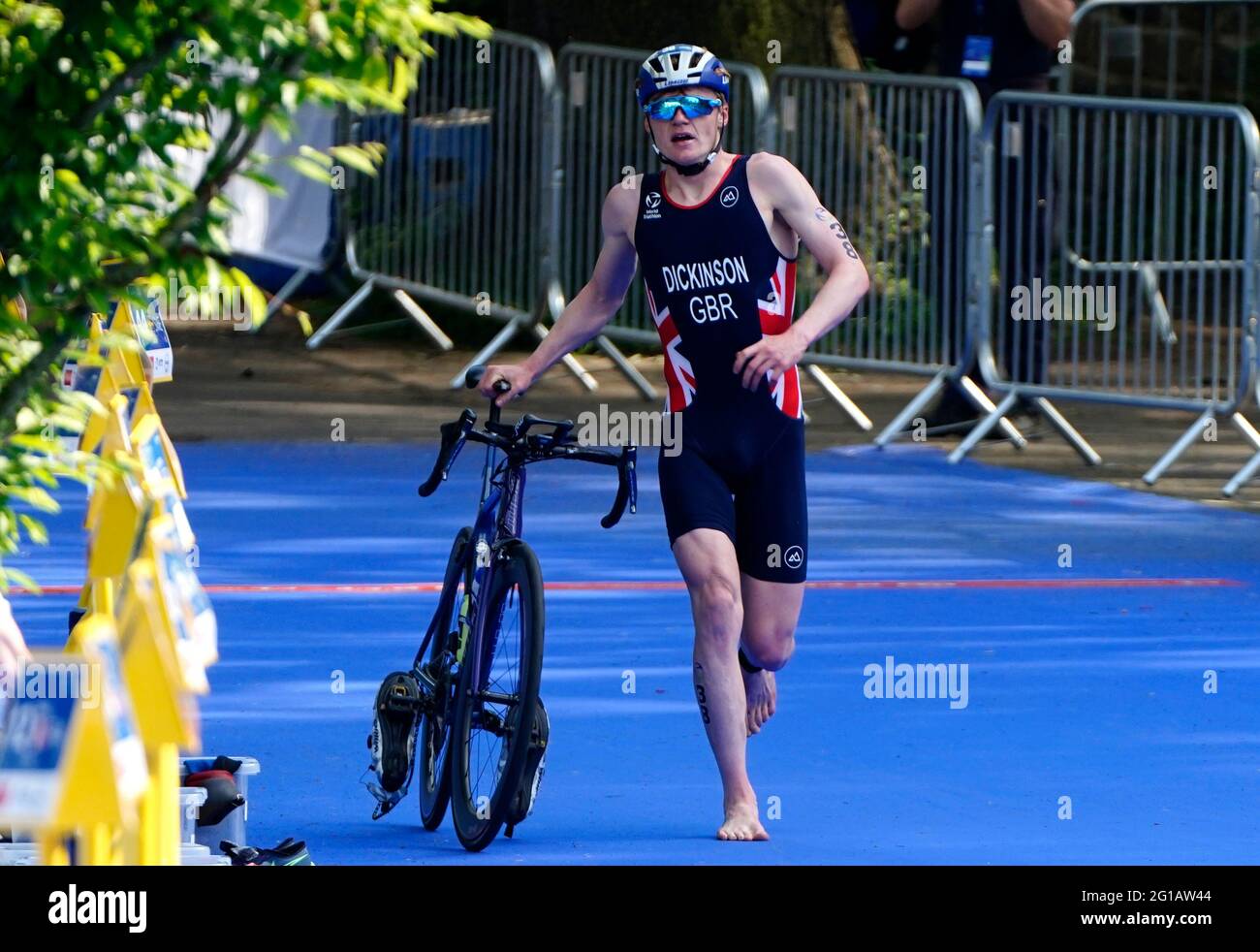 Great Britain's Samuel Dickinson in action during The AJ Bell 2021 World Triathlon Championship Series Mens Race during day 2 of the 2021 ITU World Triathlon Series Event in Leeds. Picture date: Sunday June 6, 2021. Stock Photo