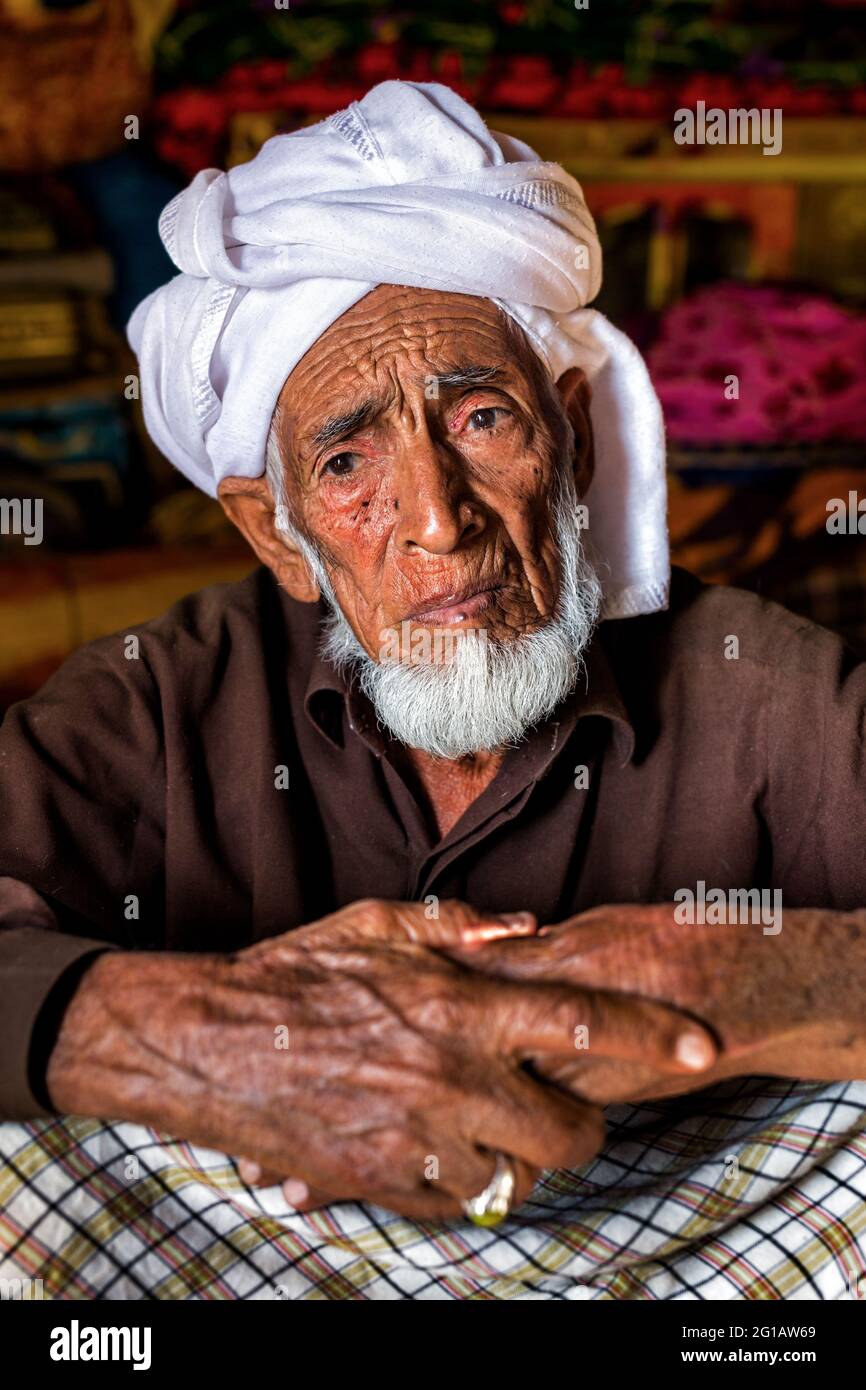 Portrait of Iranian Baloch (Baluch) in traditional dress, in Nikshahr County, Sistan and Baluchestan province of Iran. Stock Photo