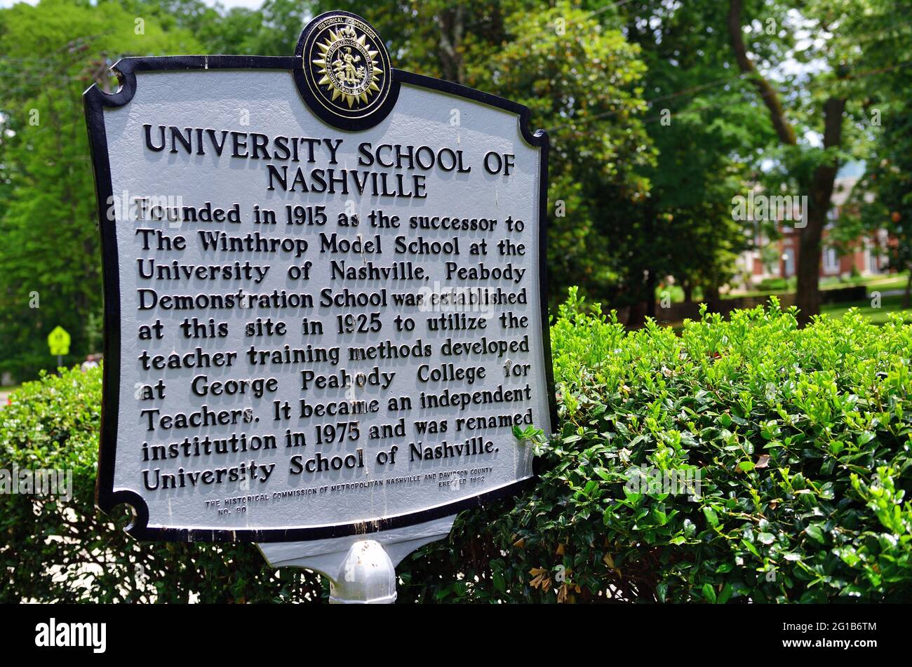 Nashville, Tennessee, USA. A Historical Commission sign on the grounds of the University School of Nashville, or USN. Stock Photo