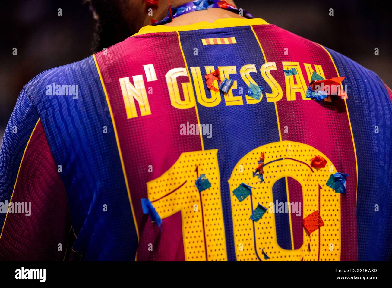 Handball jersey hi-res stock photography and images - Alamy