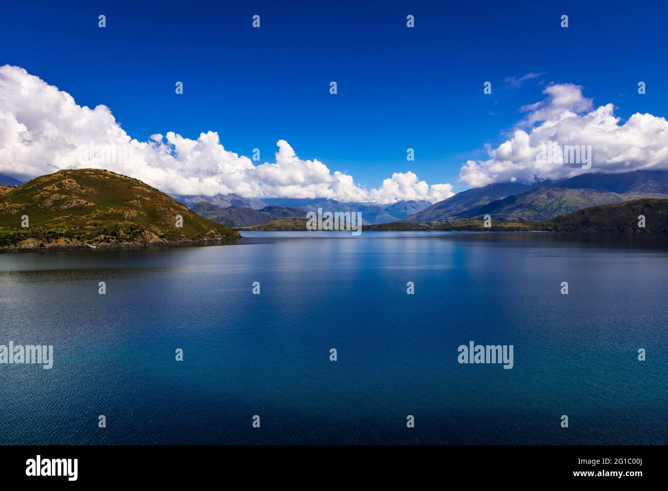 Lake Wanaka, Otago, South Island, New Zealand Stock Photo - Alamy