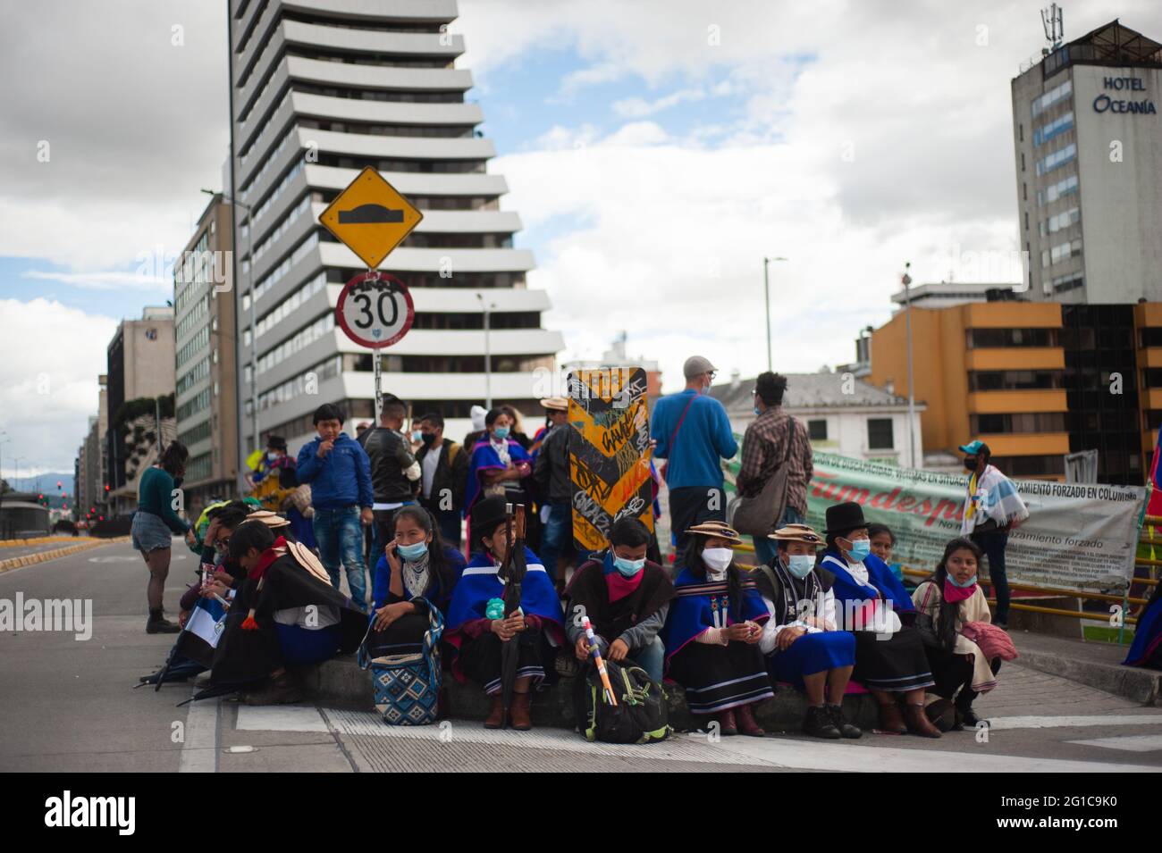 Bogota, Colombia. 06th June, 2021. Women of the Misak Indigenous communities participate in a protest as people and indigenous Misak community gather to wait for the arrival of the Inter-American Comission on Human Rights (CIDH) amid police brutality and unrest during anti-government protests that reach at least 70 dead in the past month of demonstrations, in Bogota, Colombia on June 6, 2021. Credit: Long Visual Press/Alamy Live News Stock Photo