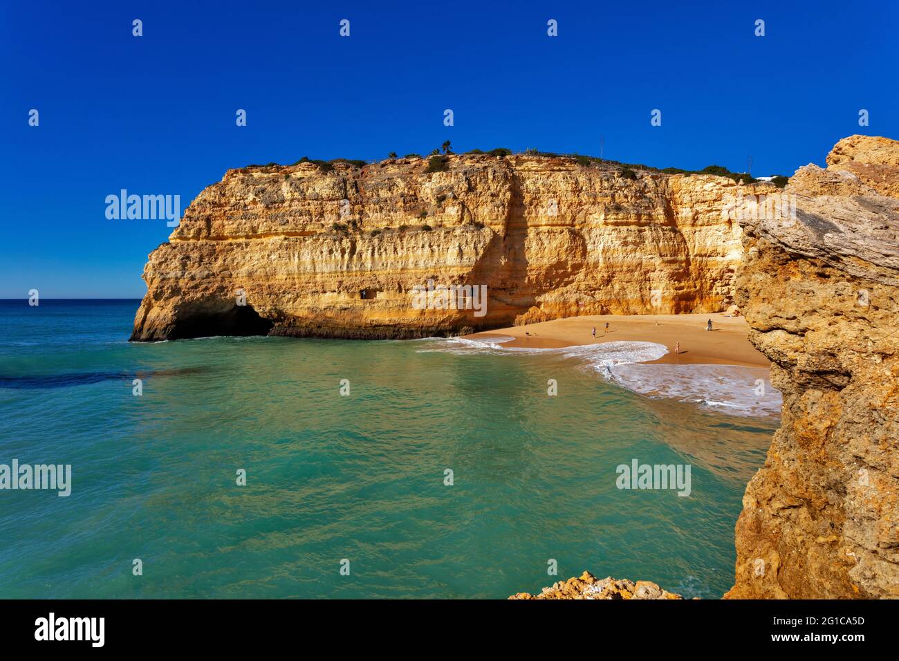 Bathing beach Praia do Carvalho, Carvoeiro, Algarve, Portugal Stock Photo