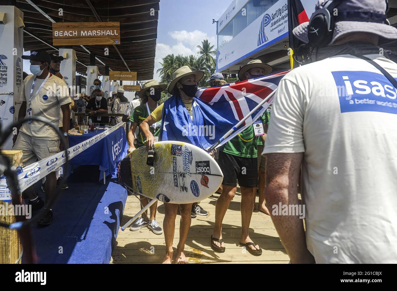 Tamanique, El Salvador. 06th June, 2021. Australian surfer Sally Fitzgibbons celebrates the women's finals. El Salvador hosts the ISA World Surfing Games where the winners will be given tickets to the Tokyo Olympics. Credit: SOPA Images Limited/Alamy Live News Stock Photo