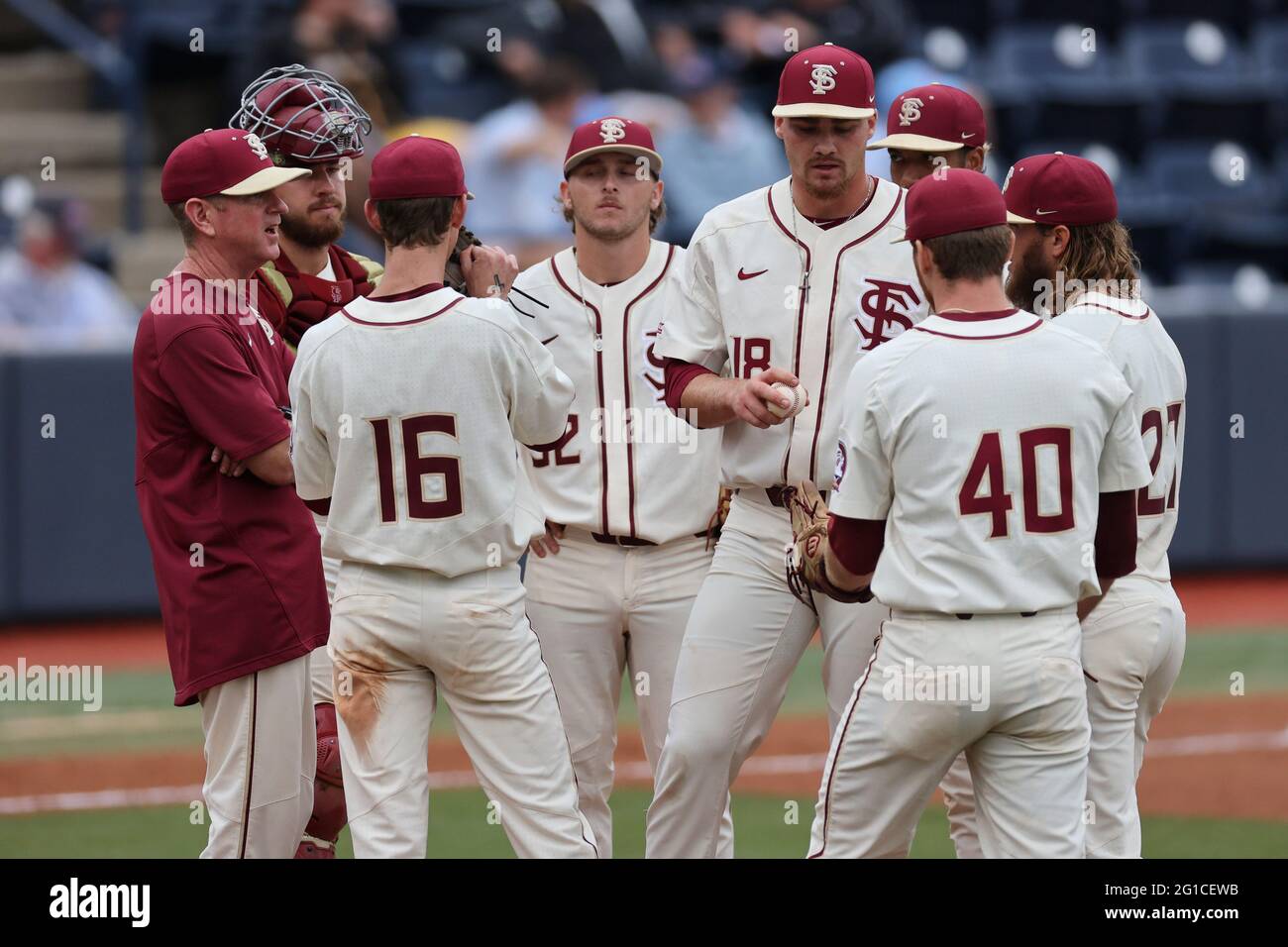 Oxford, MS, USA. 06th June, 2021. Florida State pitcher Hunter Perdue