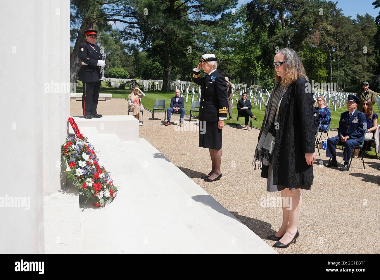 Memorial Day UK 2021 Mrs Caryn R. McClelland A/Deputy Charge d'Affairs of the US Embassy London with Commander Susan Lochner RN Deputy Lord Lieutenant of Surrey lay remembrance wreaths on the steps of the  Memorial Chapel at the American Military Cemetery, Brookwood Stock Photo