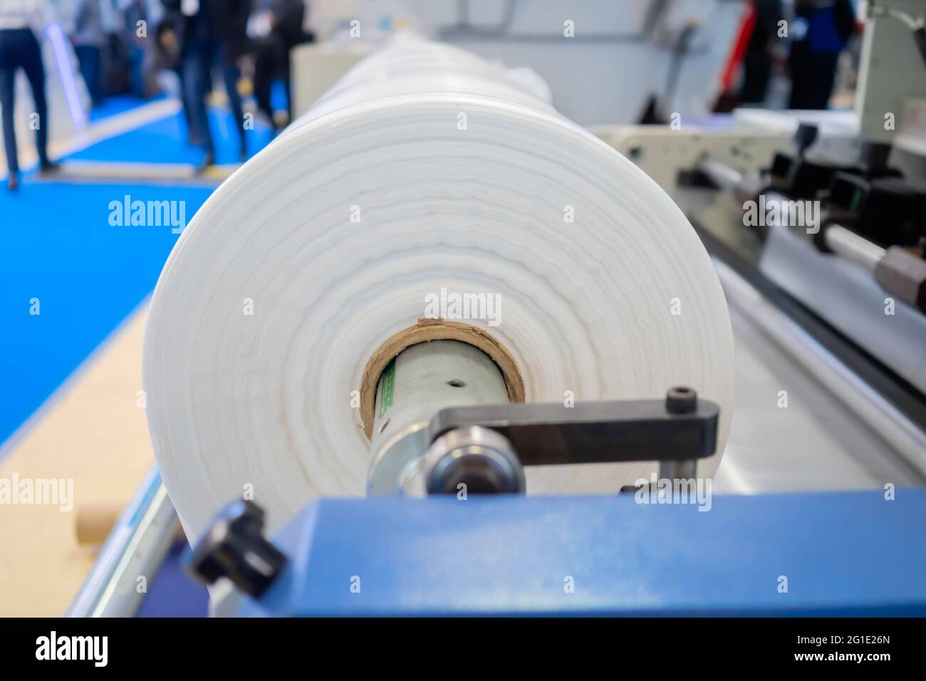 Automatic plastic bag making machine moving roller at recycling