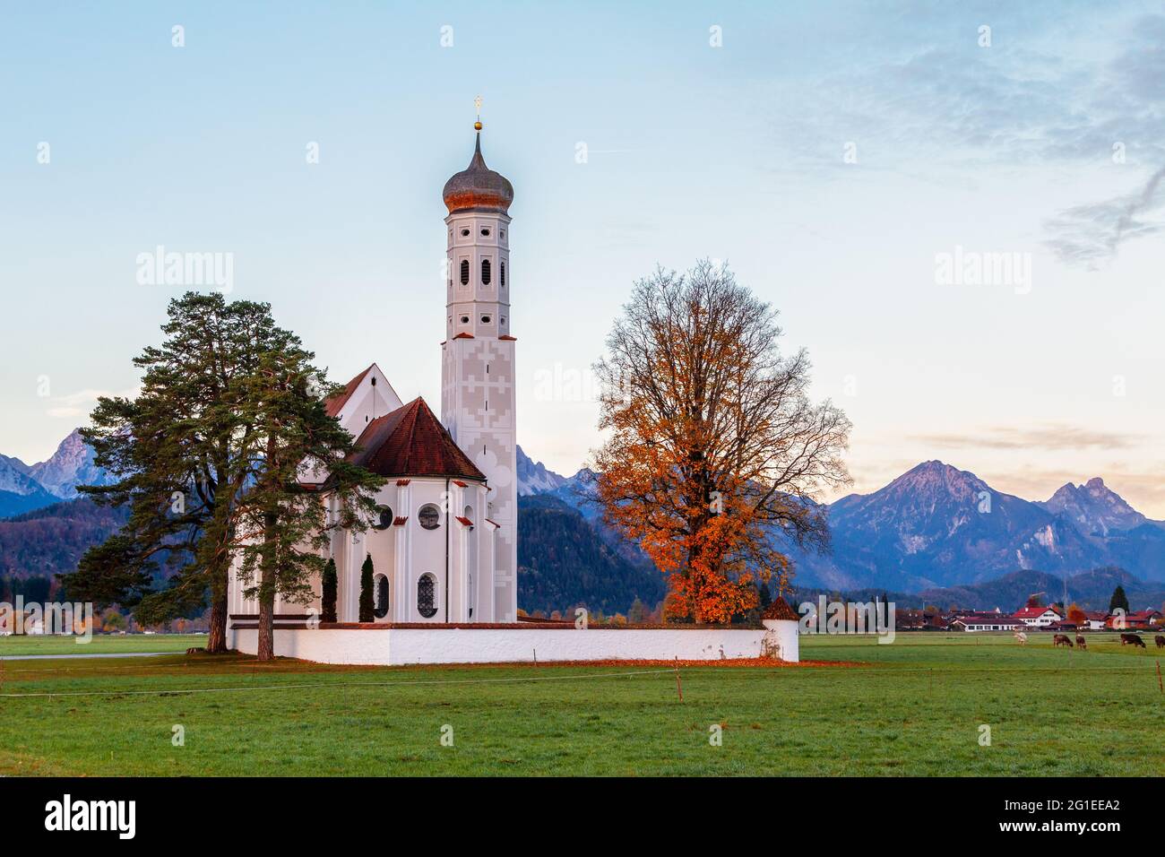 Beautiful view of the Saint Coloman church near the Neuschwanstein ...