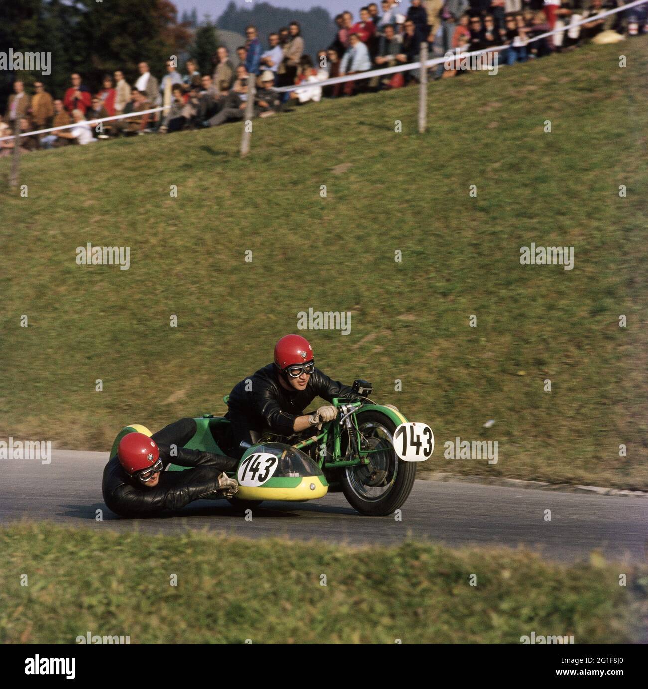 sports, motorcycle, motorcycle race, BMW 500 with sidecar, 70s, ADDITIONAL-RIGHTS-CLEARANCE-INFO-NOT-AVAILABLE Stock Photo