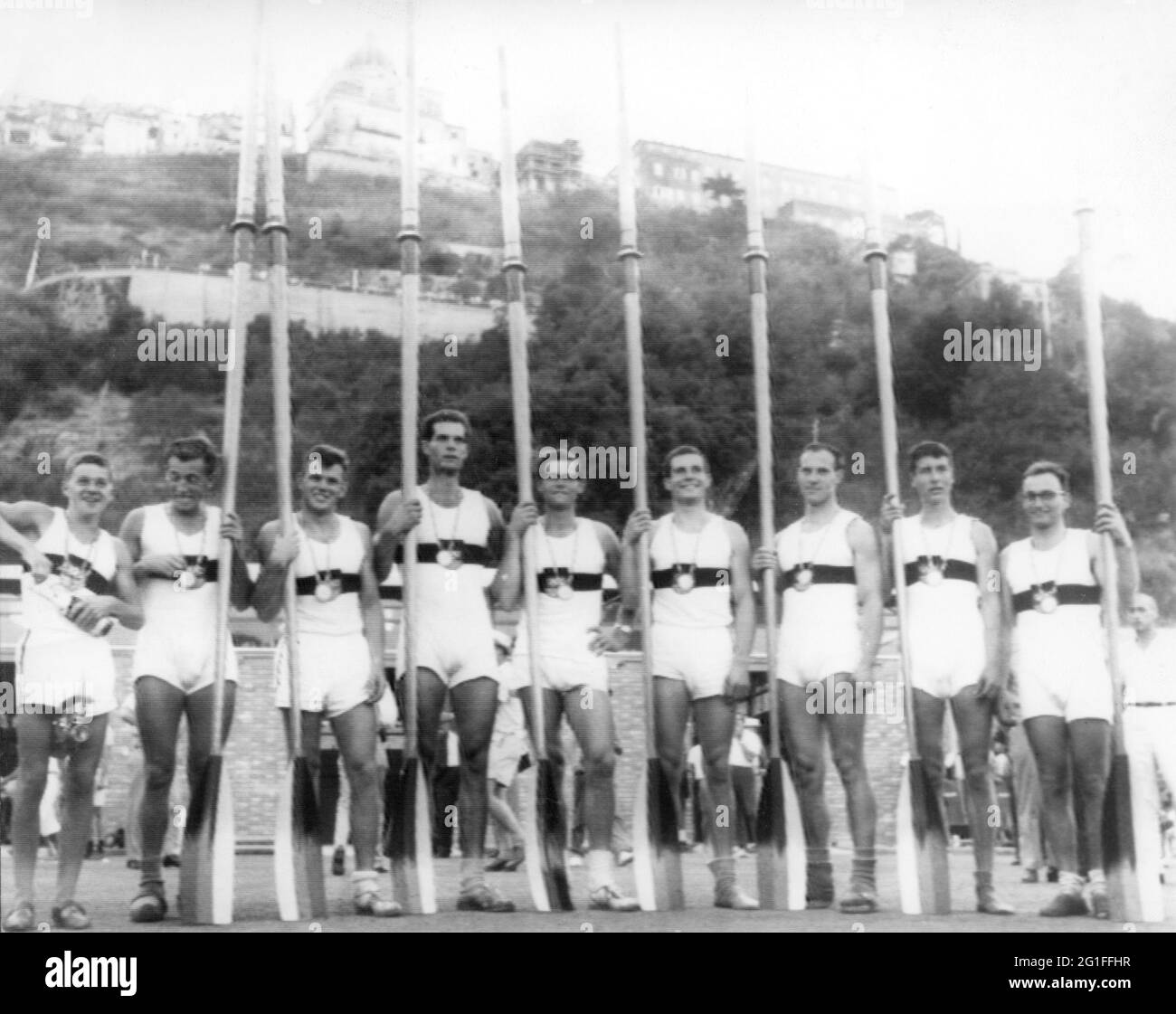 sports, Olympic Games, Rome 25.8. - 11.9.1960, eight scullers with coxswain, winners: German team, ADDITIONAL-RIGHTS-CLEARANCE-INFO-NOT-AVAILABLE Stock Photo