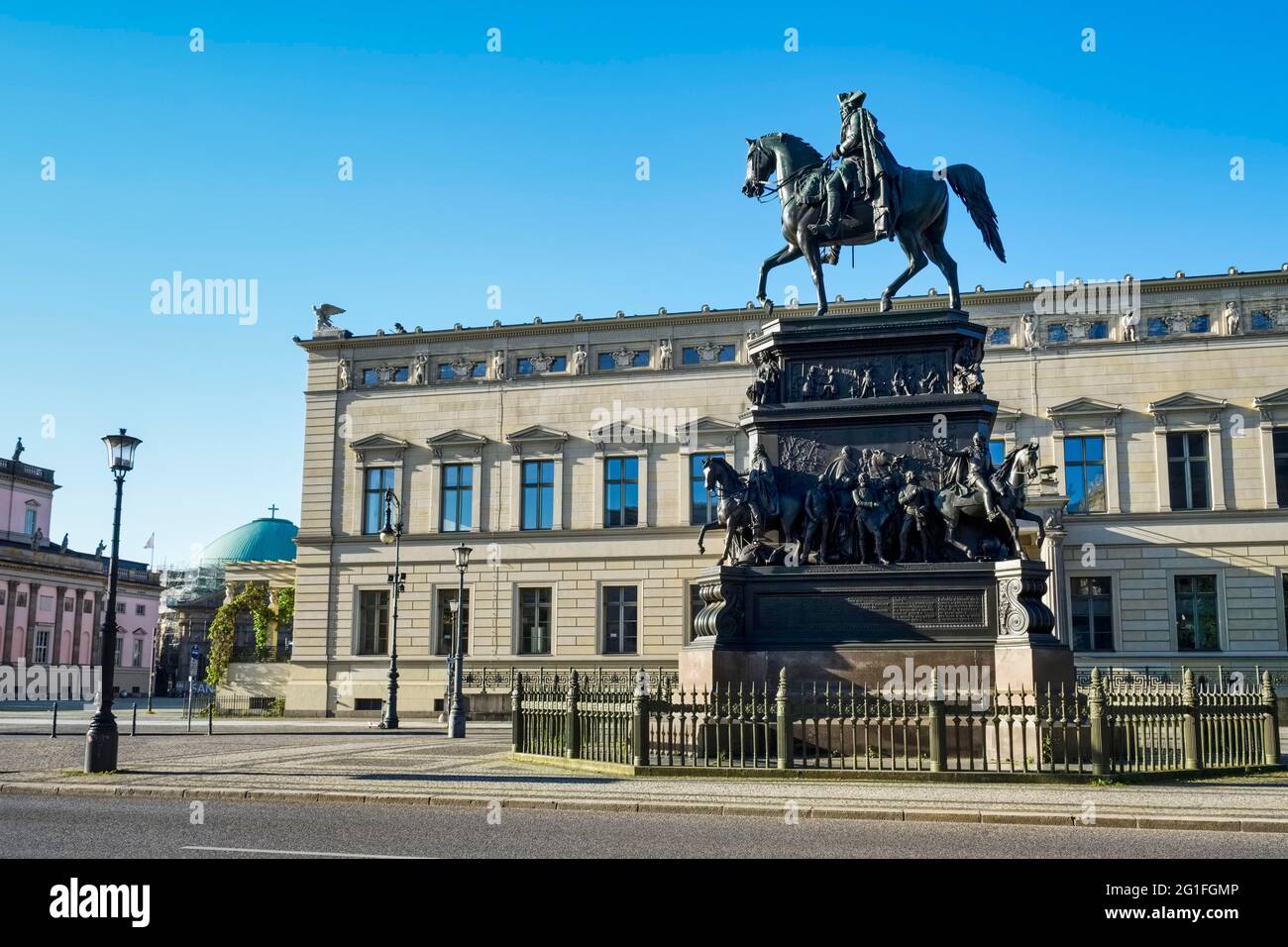 Equestrian statue of Frederick the Great, Unter den Linden, Berlin