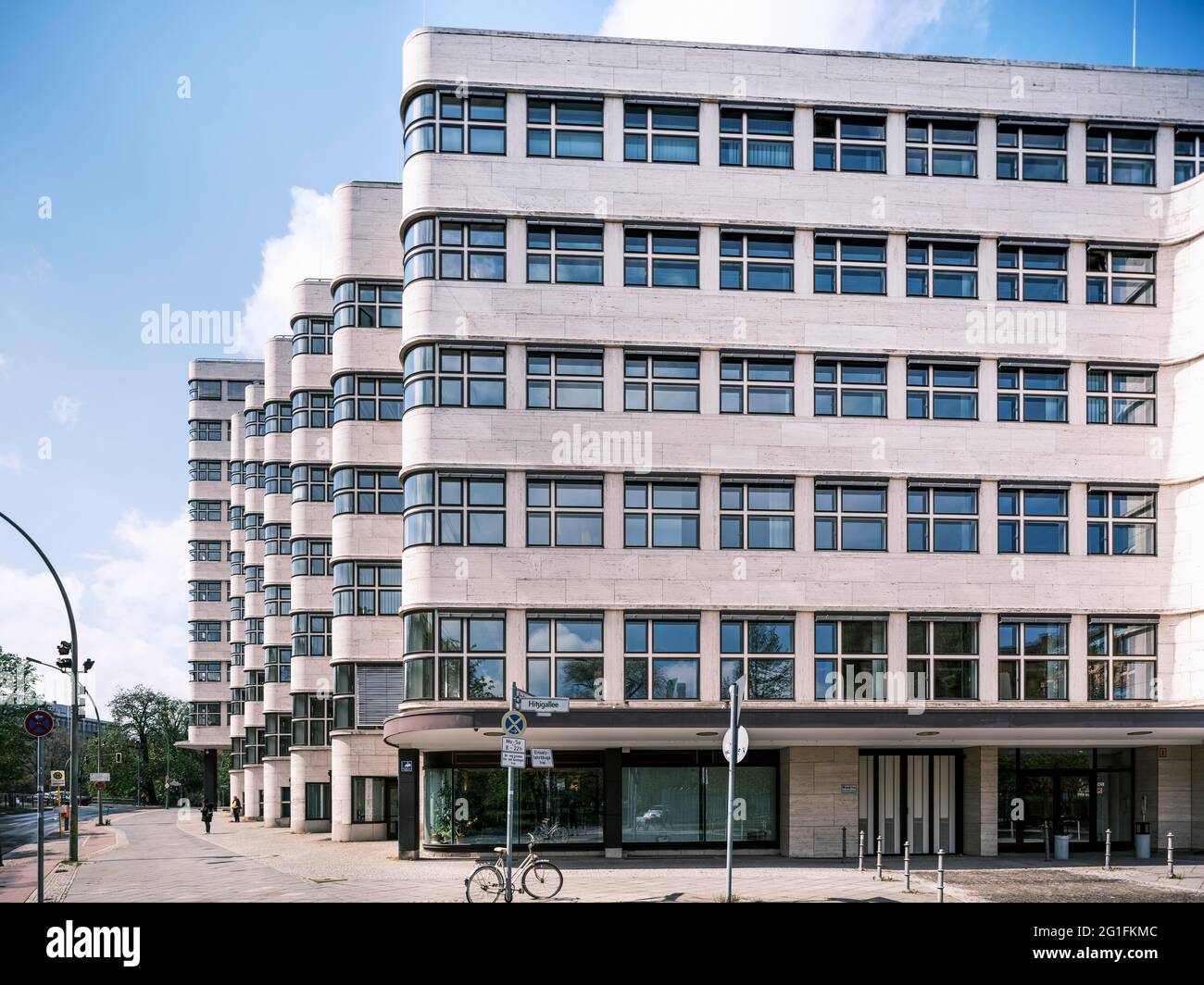 Shell House on the Landwehr Canal, New Objectivity style, Ministry of ...