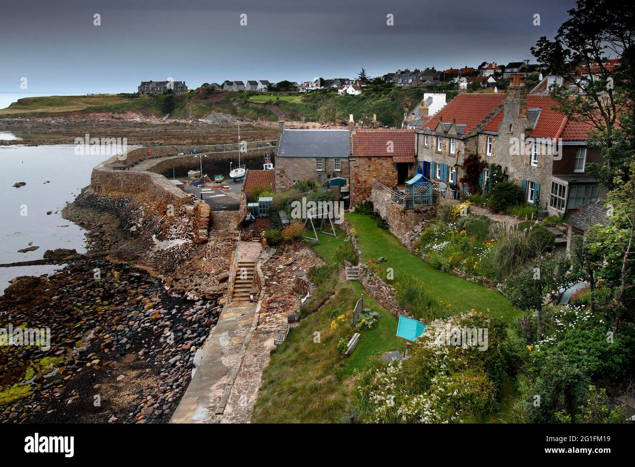 Harbour, View over harbour, House at harbour, Fishing village, Crail Harbour, Coast, Crail, Fife, Firth of Forth, Midlands, Central Scotland Stock Photo
