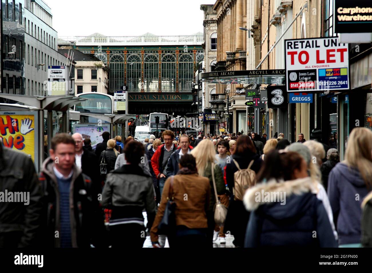 Glasgow shopping street hi-res stock photography and images - Alamy