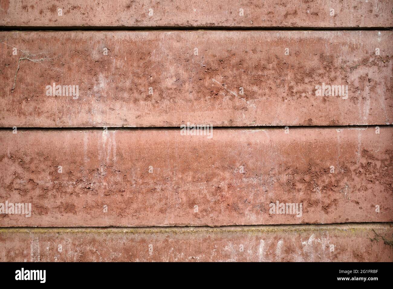 Concrete fence panel hi-res stock photography and images - Alamy