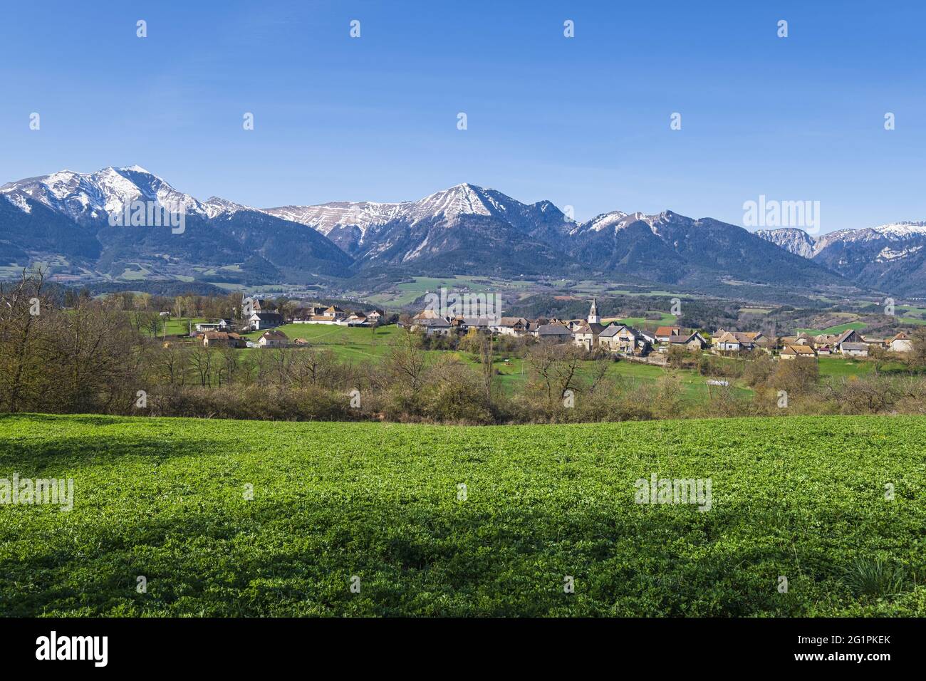 France, Isere, Trieves region, surroundings of Mens, village of Prebois at the foot of Mont Barral (alt : 1903m) and Le Jocou (2051m) Stock Photo