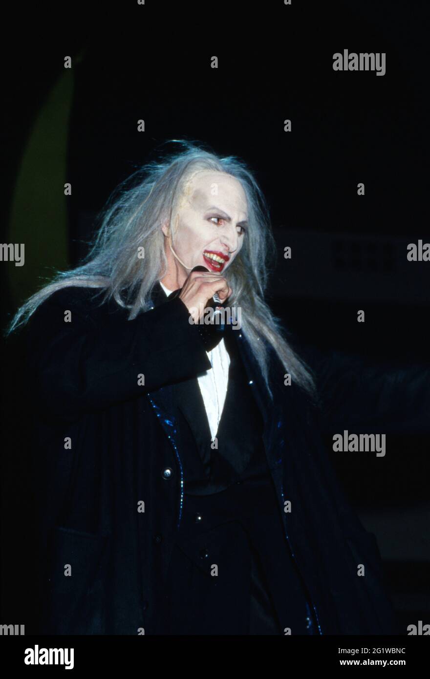 Rufus Beck als Magier bei der Premiere vom Musical 'Tabaluga und Lilli' in Frankfurt, Deutschland 1994. Stock Photo
