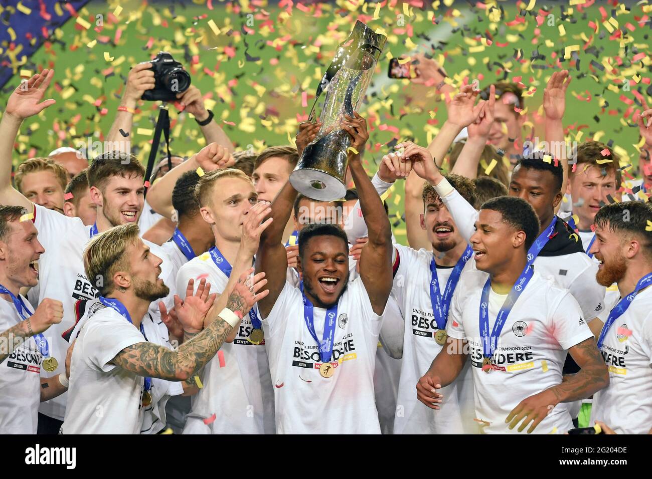 Team Photo Team Team Team Photo Ridle Baku Ger With Cup Cup Trophy Jubilation Joy Enthusiasm Award Ceremony Germany Ger Portugal Por 1 0 Soccer U 21 Final Uefa Under21 European Championship 21 In