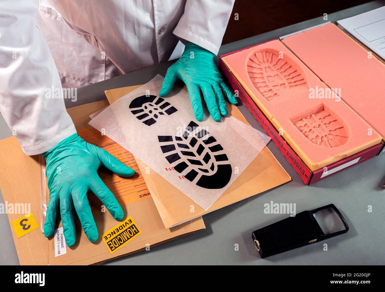 Shoe print crime scene hires stock photography and images Alamy