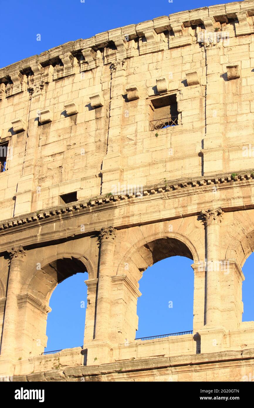 rome ruins roman blue sky architecture Stock Photo - Alamy