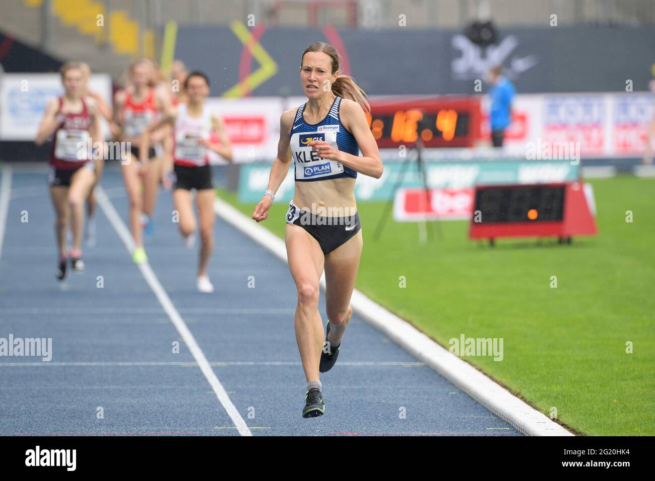 Braunschweig, Deutschland. 06th June, 2021. Winner Hanna KLEIN (1st place/ LAV Stadtwerke Tuebingen), action, 1500 m/