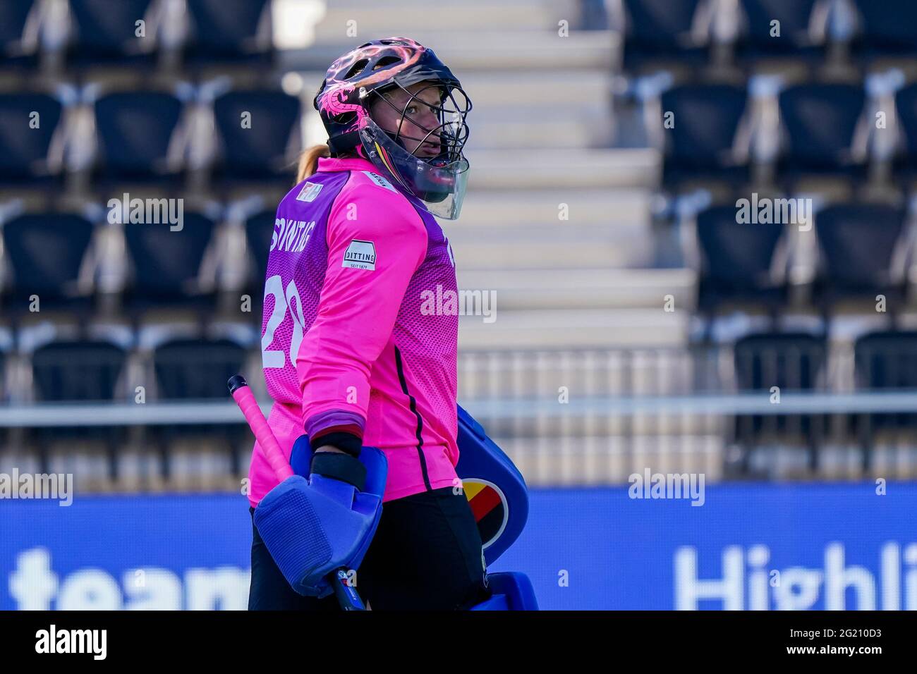 AMSTELVEEN, NETHERLANDS - JUNE 7: goalkeeper Julia Sonntag of Germany during the Euro Hockey Championships match between England and Germany at Wagener Stadion on June 7, 2021 in Amstelveen, Netherlands (Photo by Jeroen Meuwsen/Orange Pictures) Stock Photo