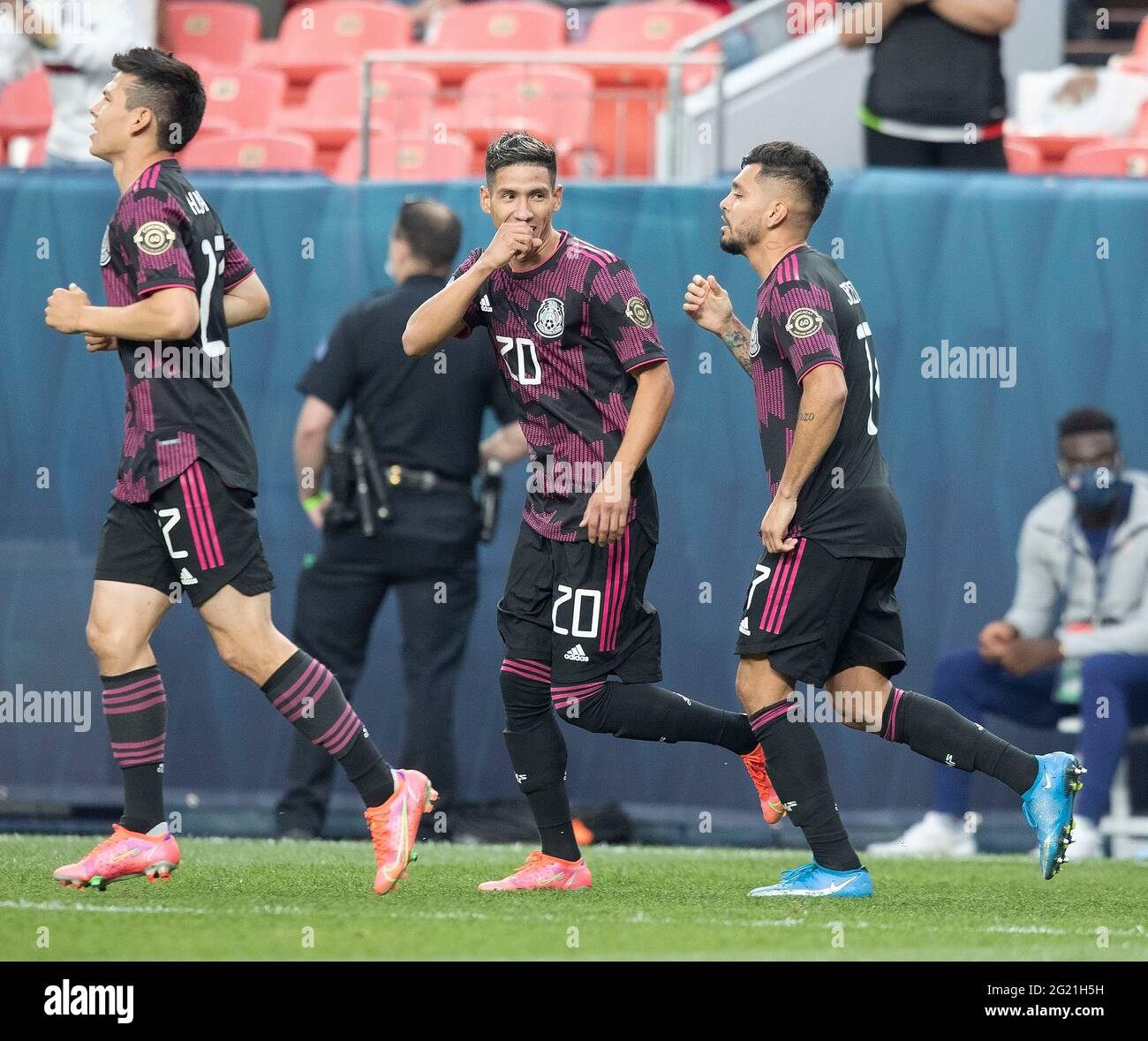 Denver, Colorado, USA. 6th June, 2021. Mexico D HECTOR MORENO, far right, celebrates with team mates after scoring his teams 1st. goal of the night Sunday evening at Empower Field at Mile High. USA beats Mexico 3-2 in Overtime and win the Inaugural Concacaf Nations League Cup. Credit: Hector Acevedo/ZUMA Wire/Alamy Live News Stock Photo