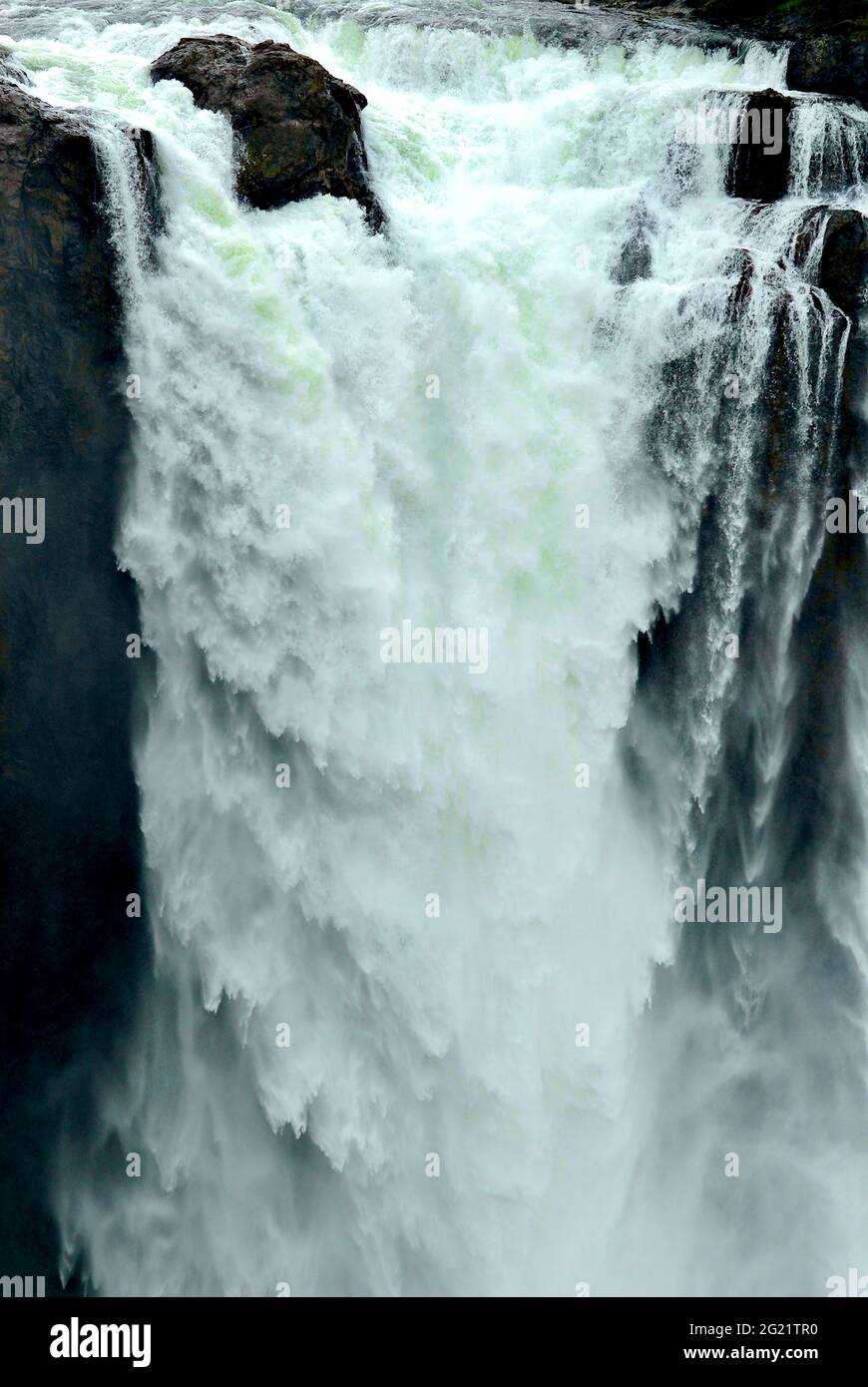 Water crashes down Snoqualmie Falls in Snoqualmie, Washington, USA, on a cold winter day. Stock Photo