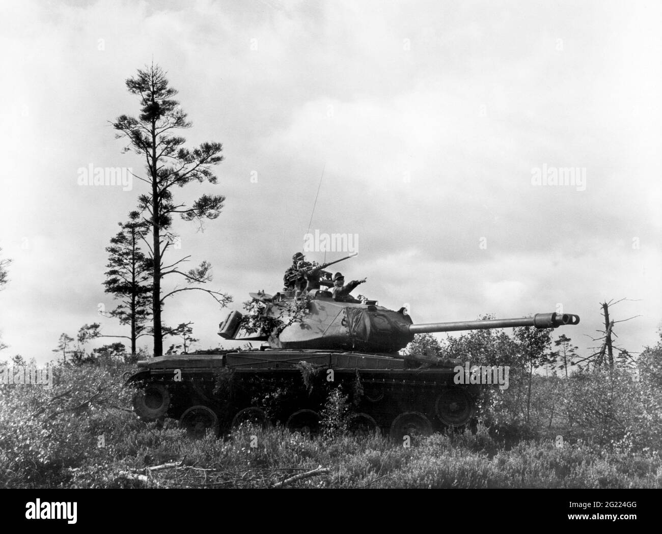 military, Germany, Federal Armed Forces, army, tank, combat tank M-47 in firing position, 1960, ADDITIONAL-RIGHTS-CLEARANCE-INFO-NOT-AVAILABLE Stock Photo
