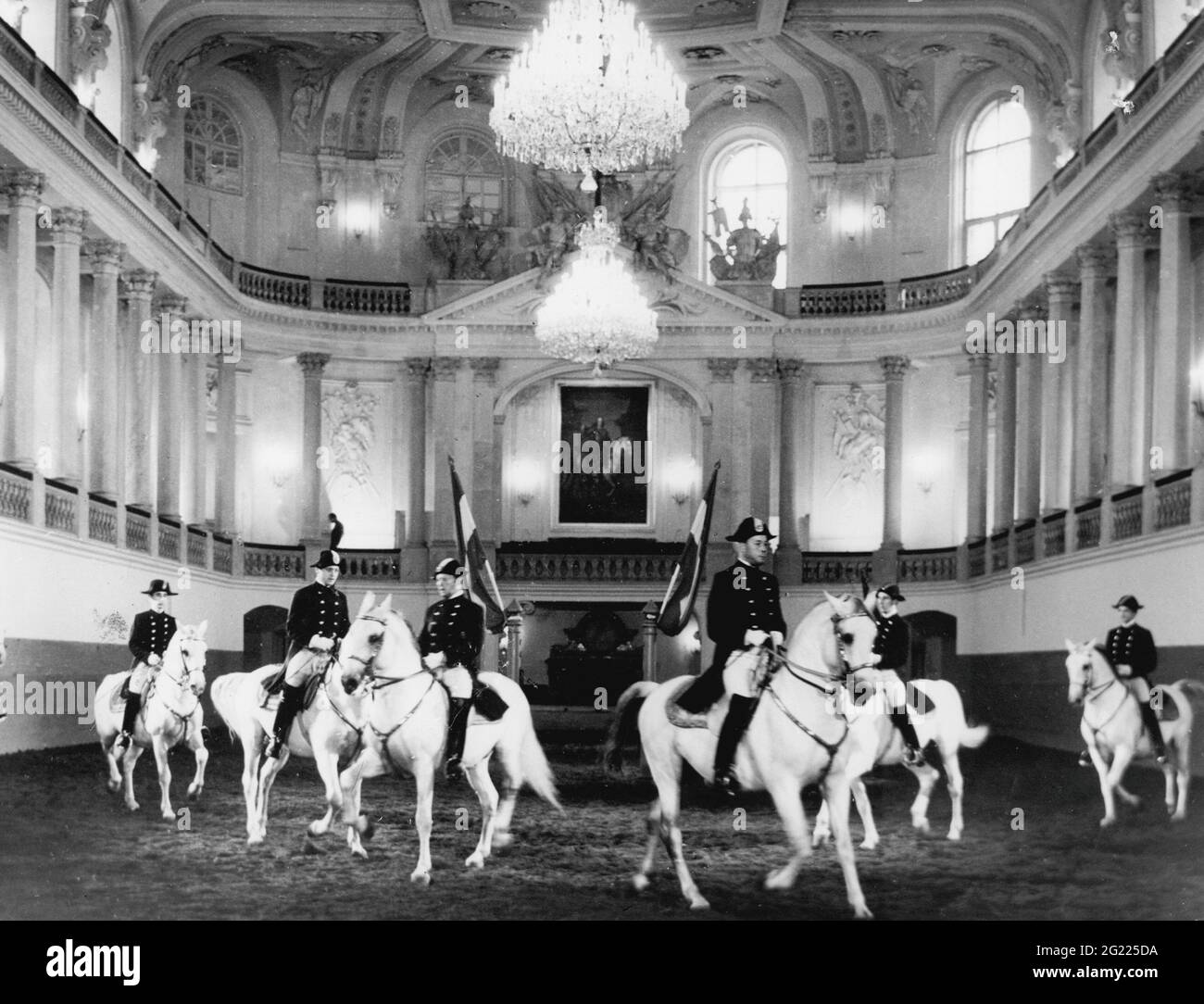 geography / travel, Austria, Vienna, buildings, Spanish Riding School, Lippizaner and rider, 1950s, ADDITIONAL-RIGHTS-CLEARANCE-INFO-NOT-AVAILABLE Stock Photo