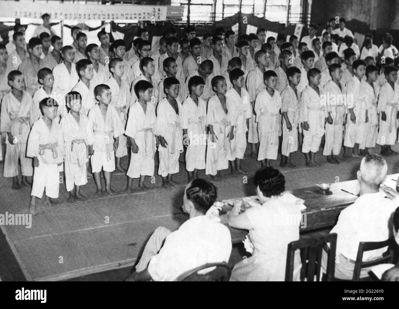 sport / martial arts, judo, line up of young judokas prior a contest, Japan, 1956, ADDITIONAL-RIGHTS-CLEARANCE-INFO-NOT-AVAILABLE Stock Photo