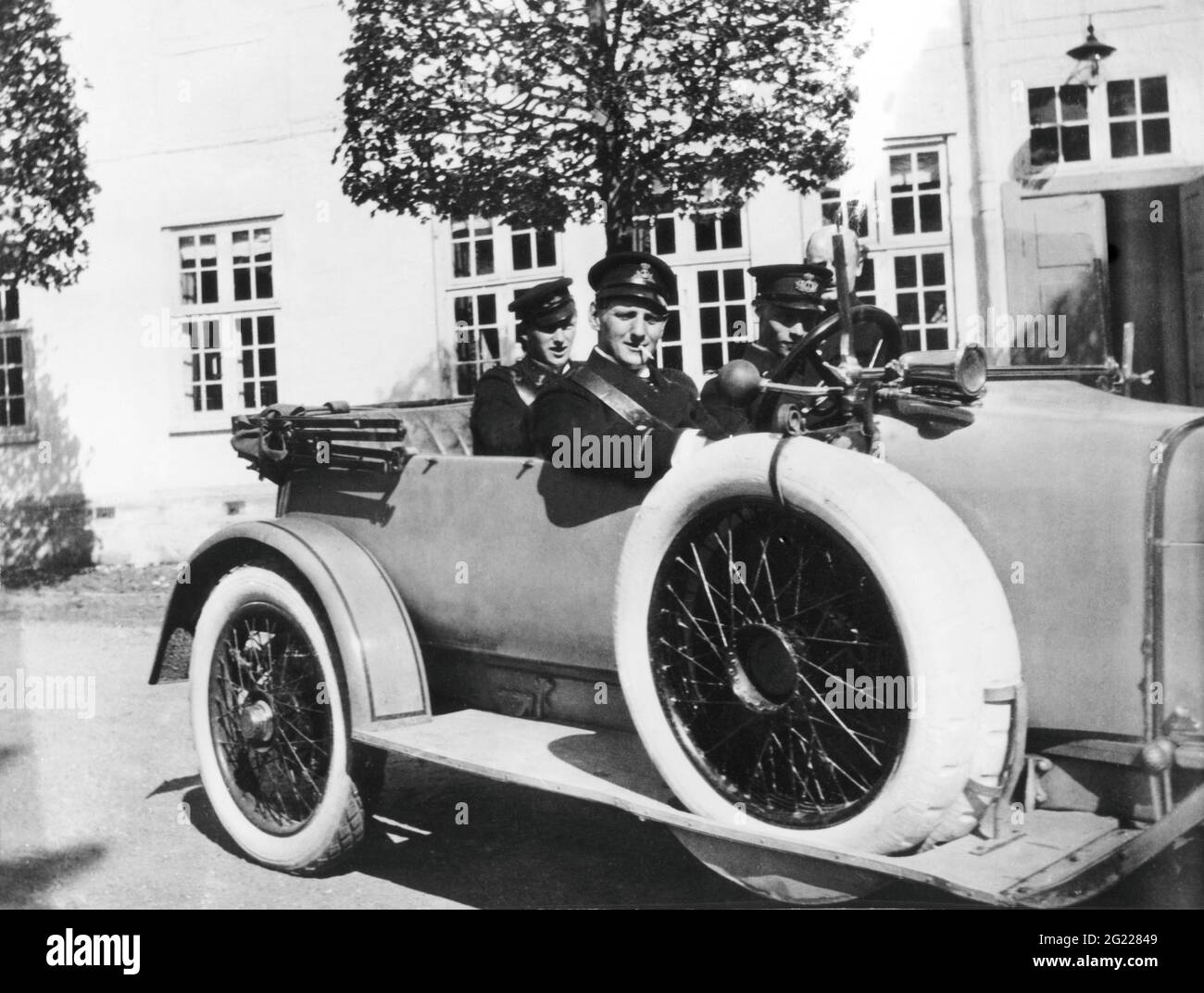 Frederick IX, 11.3.1899 - 14. 1.1972, King of Denmark 1947 - 1972, scene, as prince, in a car, ADDITIONAL-RIGHTS-CLEARANCE-INFO-NOT-AVAILABLE Stock Photo