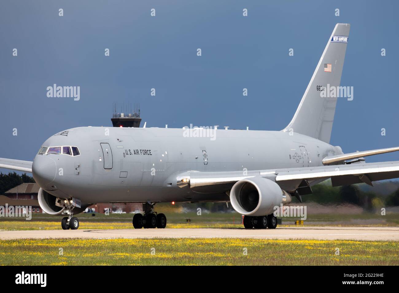 Kc 46 hi-res stock photography and images - Alamy