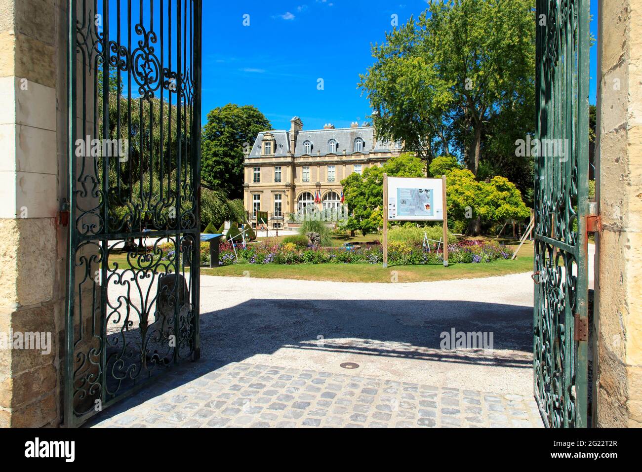 Abbeville (northern France): “parc d'Emonville”, park in the town centre awarded the 'Jardin remarquable' label (Remarkable Garden of France) Stock Photo