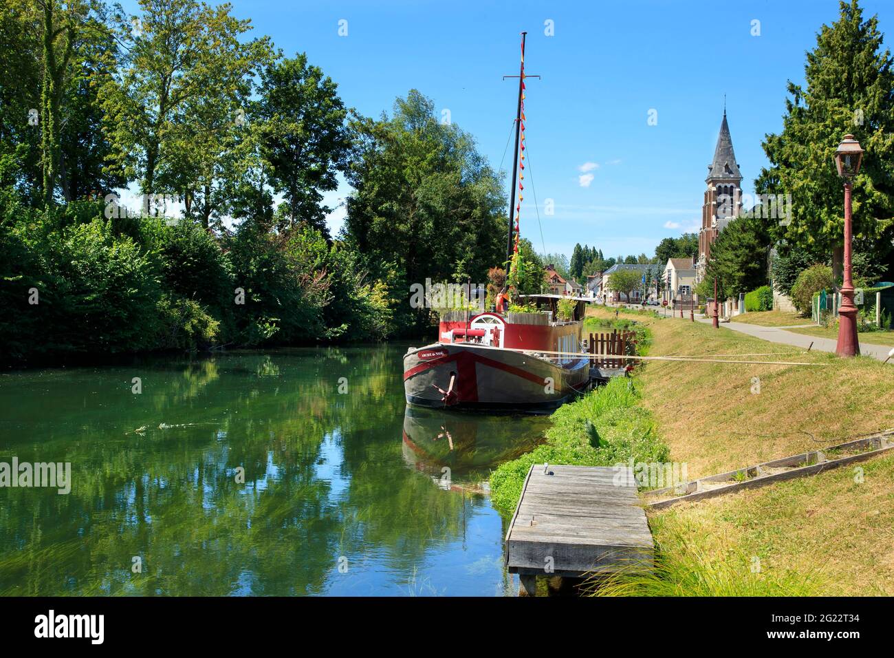 Pont Remy (northern France): boat on the River Somme Stock Photo