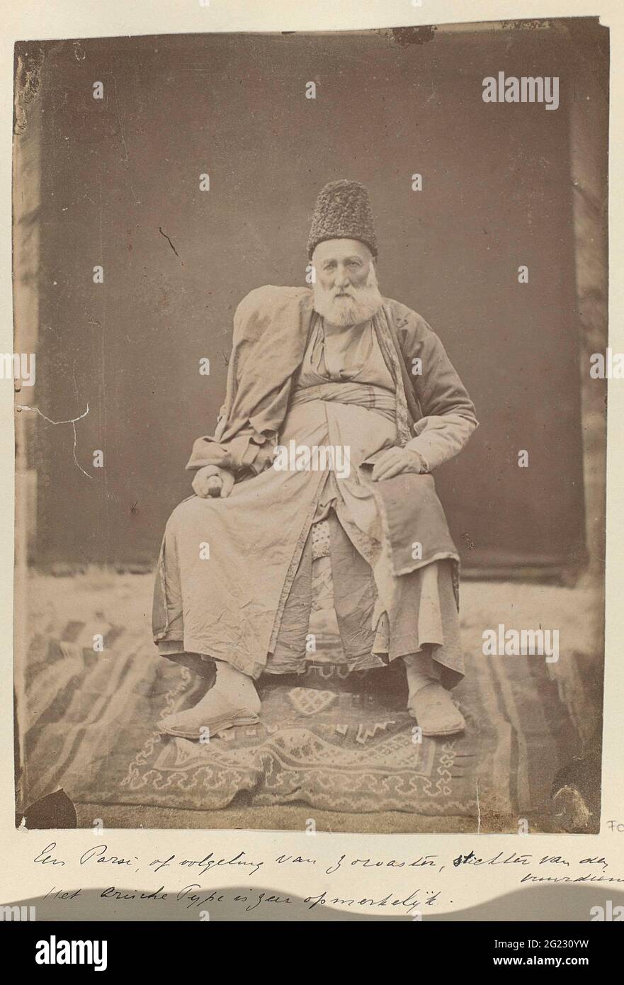 Portrait of an old man, follower of Zoroastrism; A parsi, or follower of Zoroaster, founder of the fire service. The aryan type is very remarkable .. part of the travel album of H. Dunlop with photos of sights in Persia, Scotland, Germany, Russia, China and Canada. Stock Photo