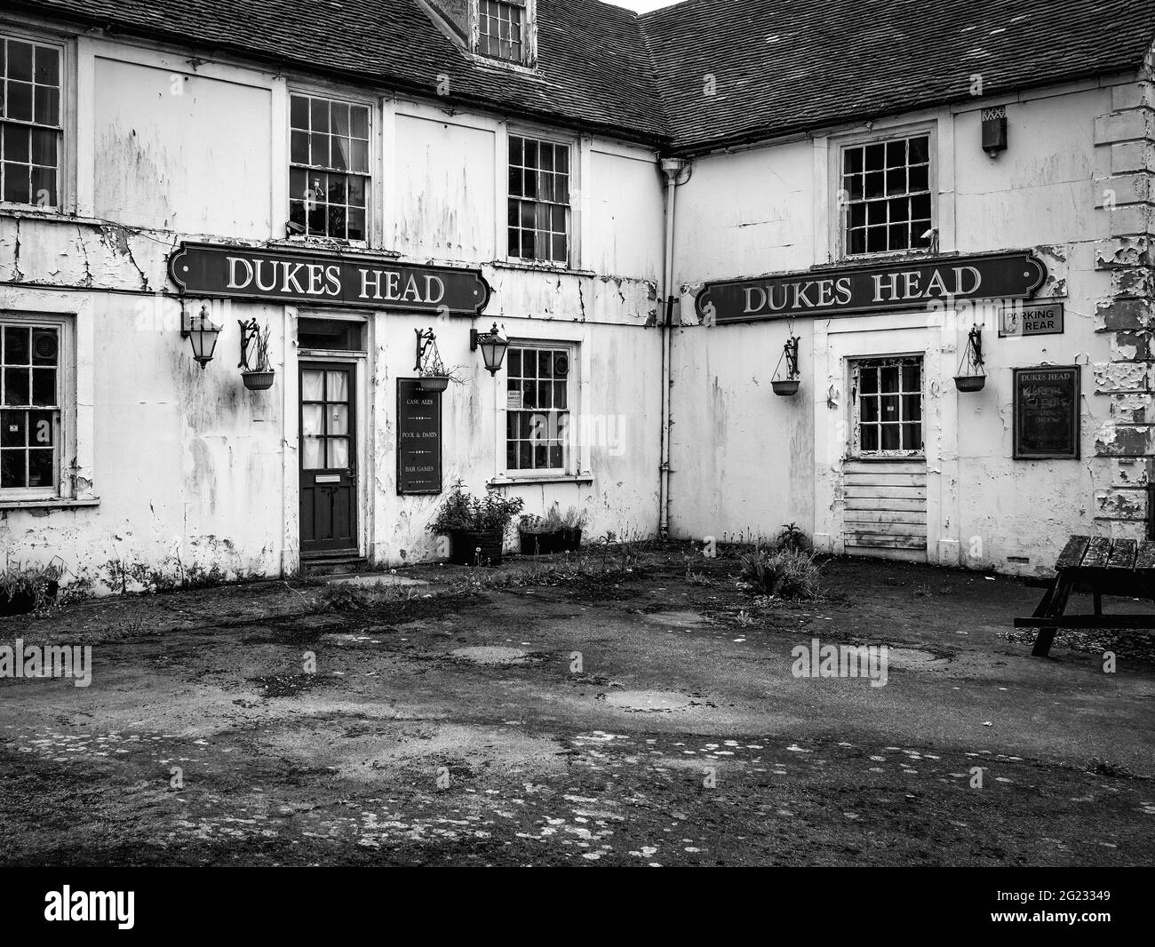 Closed down Dukes Head Pub Hythe Kent Stock Photo