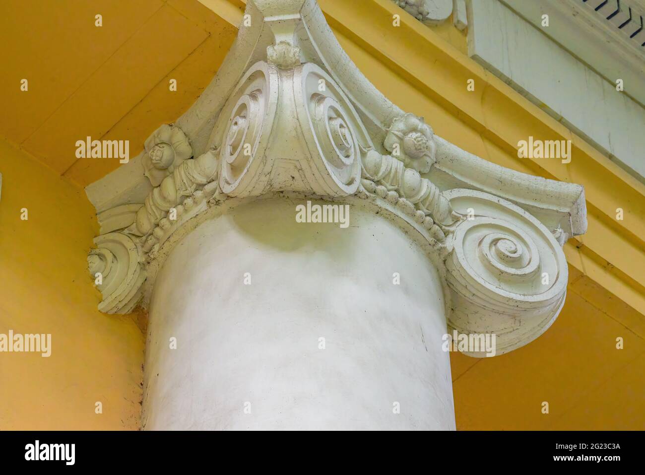 Classical ism hi-res stock photography and images - Alamy