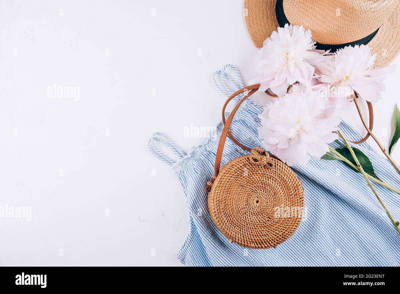 Pale blue dress hi-res stock photography and images - Alamy Pale blue dress hi-res stock photography and images - Alamy