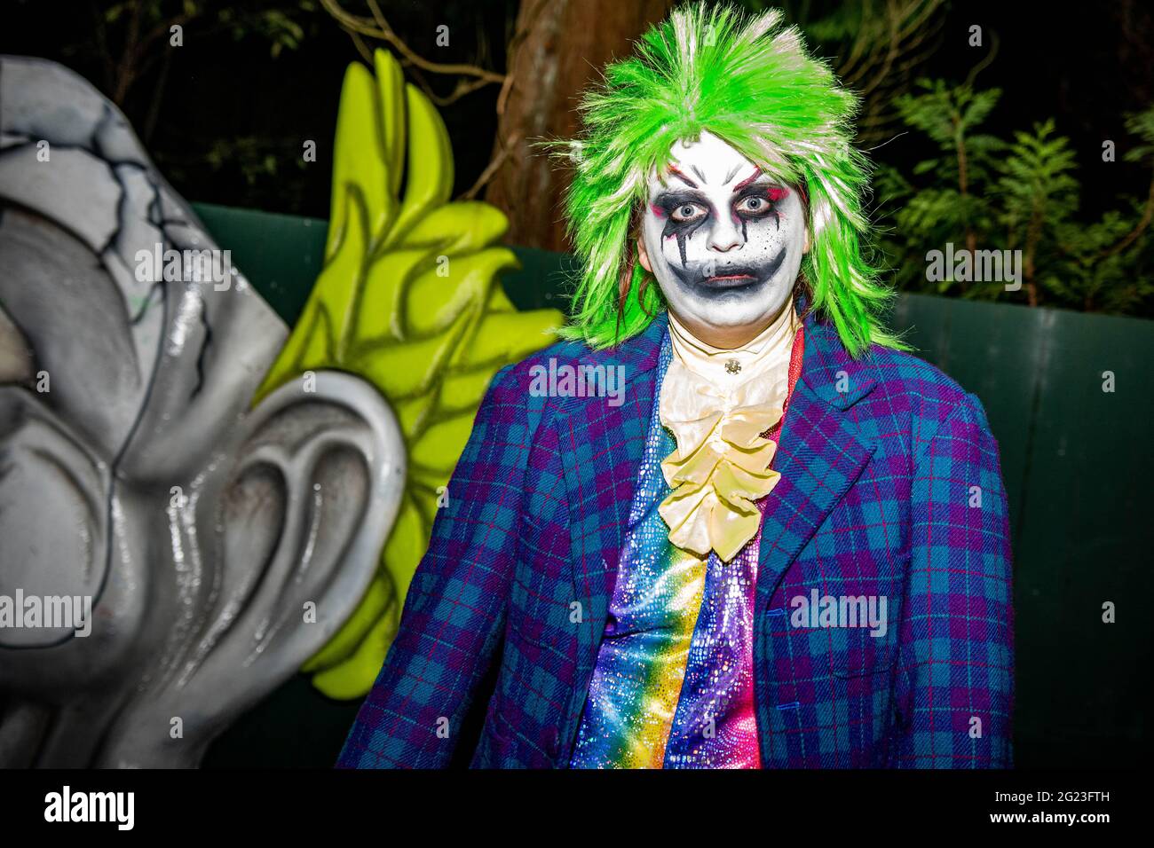 Alton Towers Scare Actors During Scarefest Scare Fest Inc The Alton Ancestors And The Freak Show Halloween Scare Scares Stock Photo Alamy