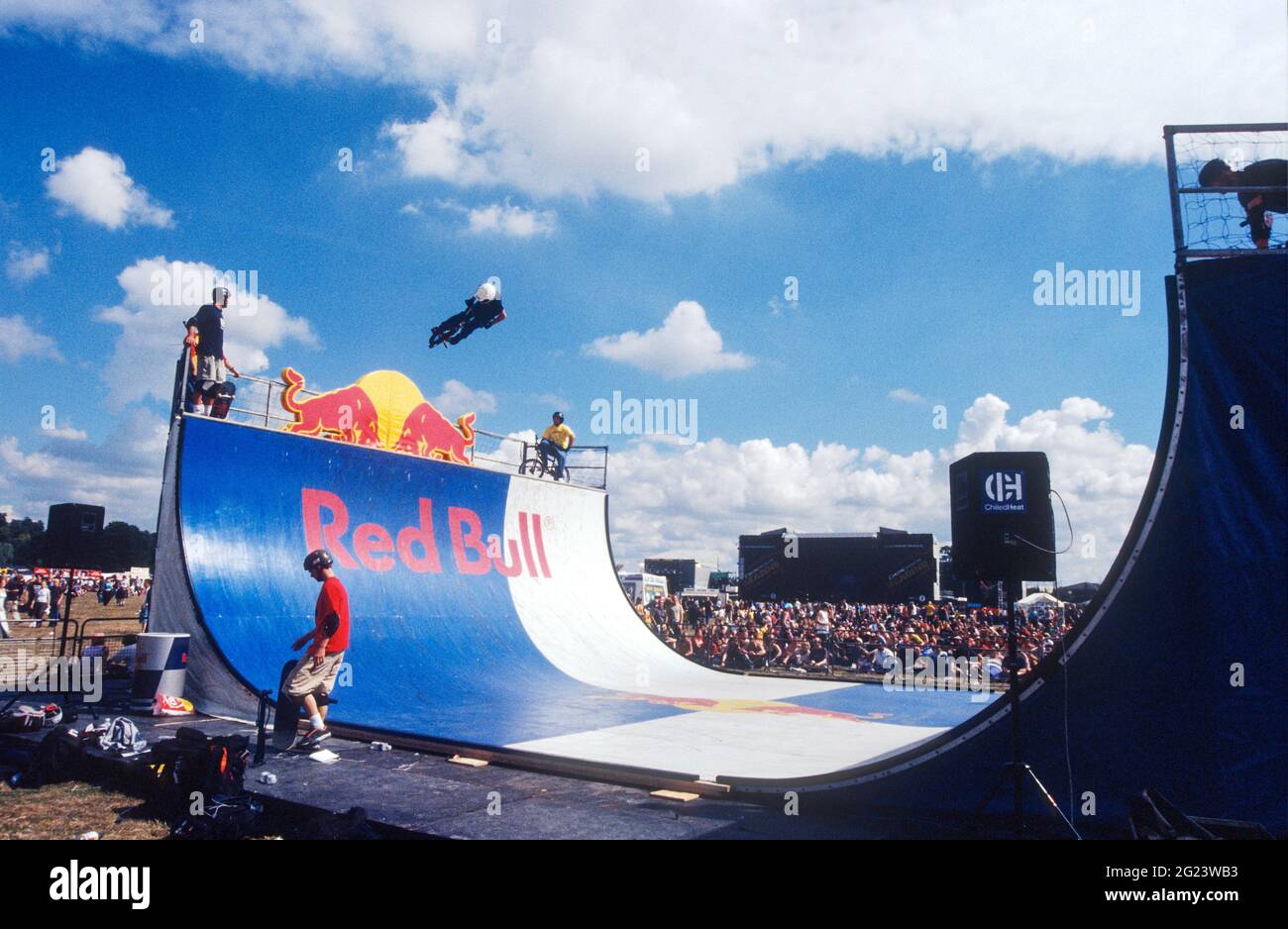 The Red Bull skateboard half at the Reading Festival 2002 - Alamy