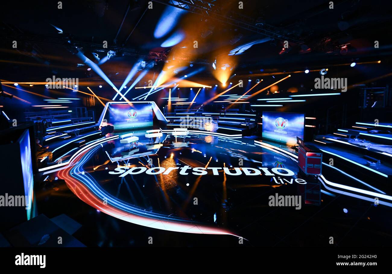 Zdf sportstudio hi-res stock photography and images