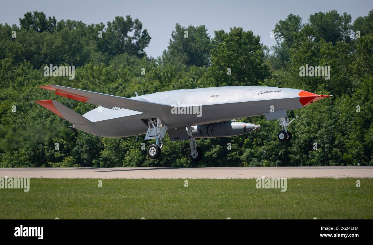 A U.S. Air Force unmanned Boeing MQ-25 T1 Stingray test aircraft takes off from MidAmerica Airport June 4, 2021 in Mascoutah, Illinois. The unmanned drone successfully demonstrated that it can provide aerial refueling for manned aircraft. Stock Photo